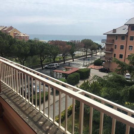 Minerva Deiva Marina Exterior foto